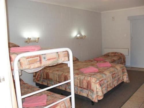Eldorado Motor Inn Tennant Creek Dış mekan fotoğraf